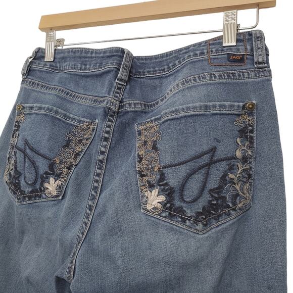 Jag Jeans | Retro Y2K Embroidered Pocket Distressed Jeans - Picture 4 of 11